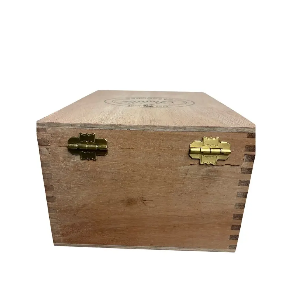 Padilla Cazadores Cigar Box Collector Storage Mancave